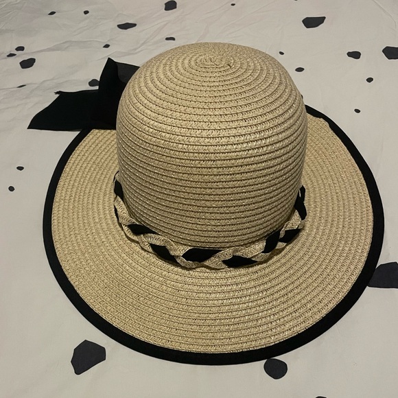 Sun hat - Picture 2 of 2